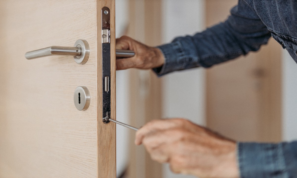How To Mix and Match Interior and Exterior Door Hardware Like a Pro